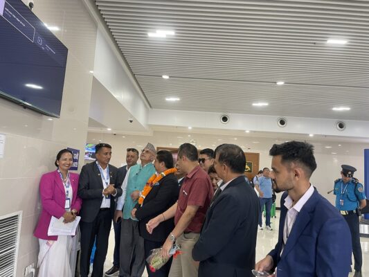 पोउवा संघले राख्यो एयरपोर्टमा डिस्प्ले बोर्ड